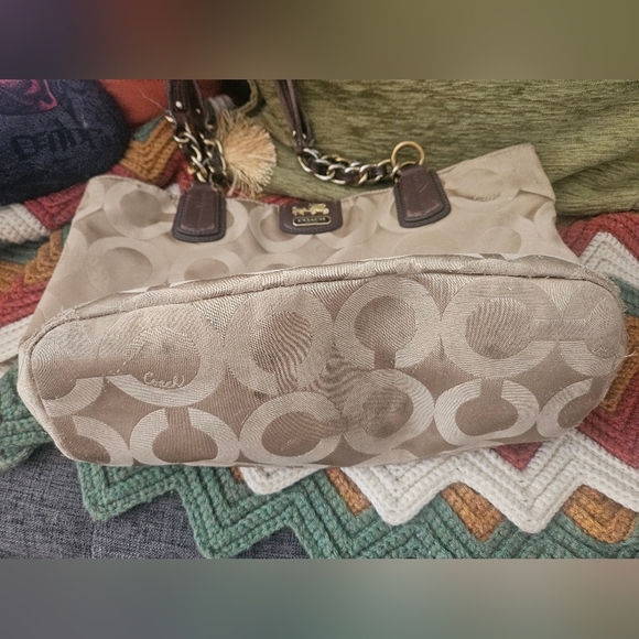 Coach Beige/Brown Fabric Madison Op Art Tote. Y2k - Picture 3 of 12